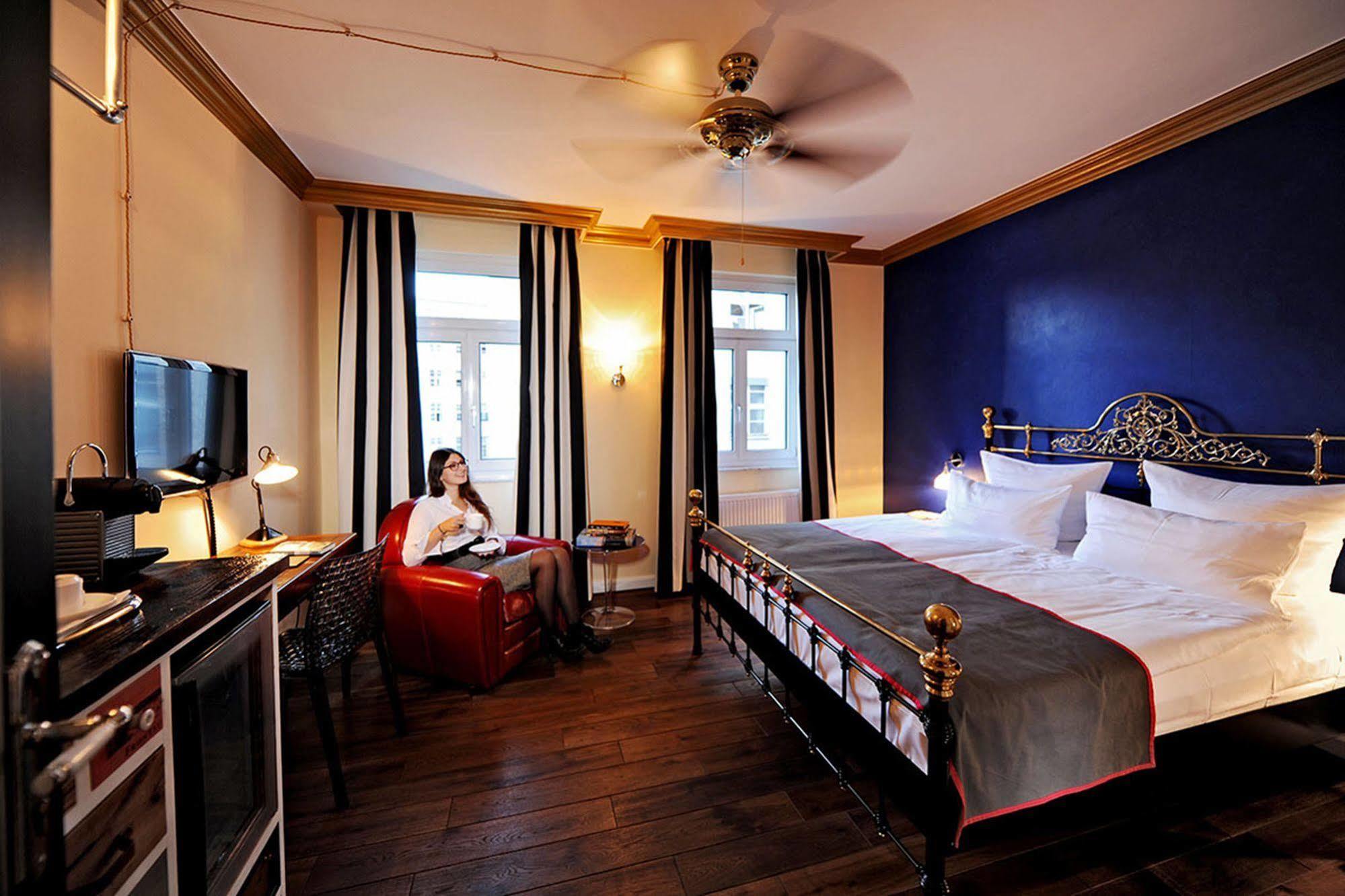 Bob W Mitte Aparthotel Berlin Bagian luar foto
