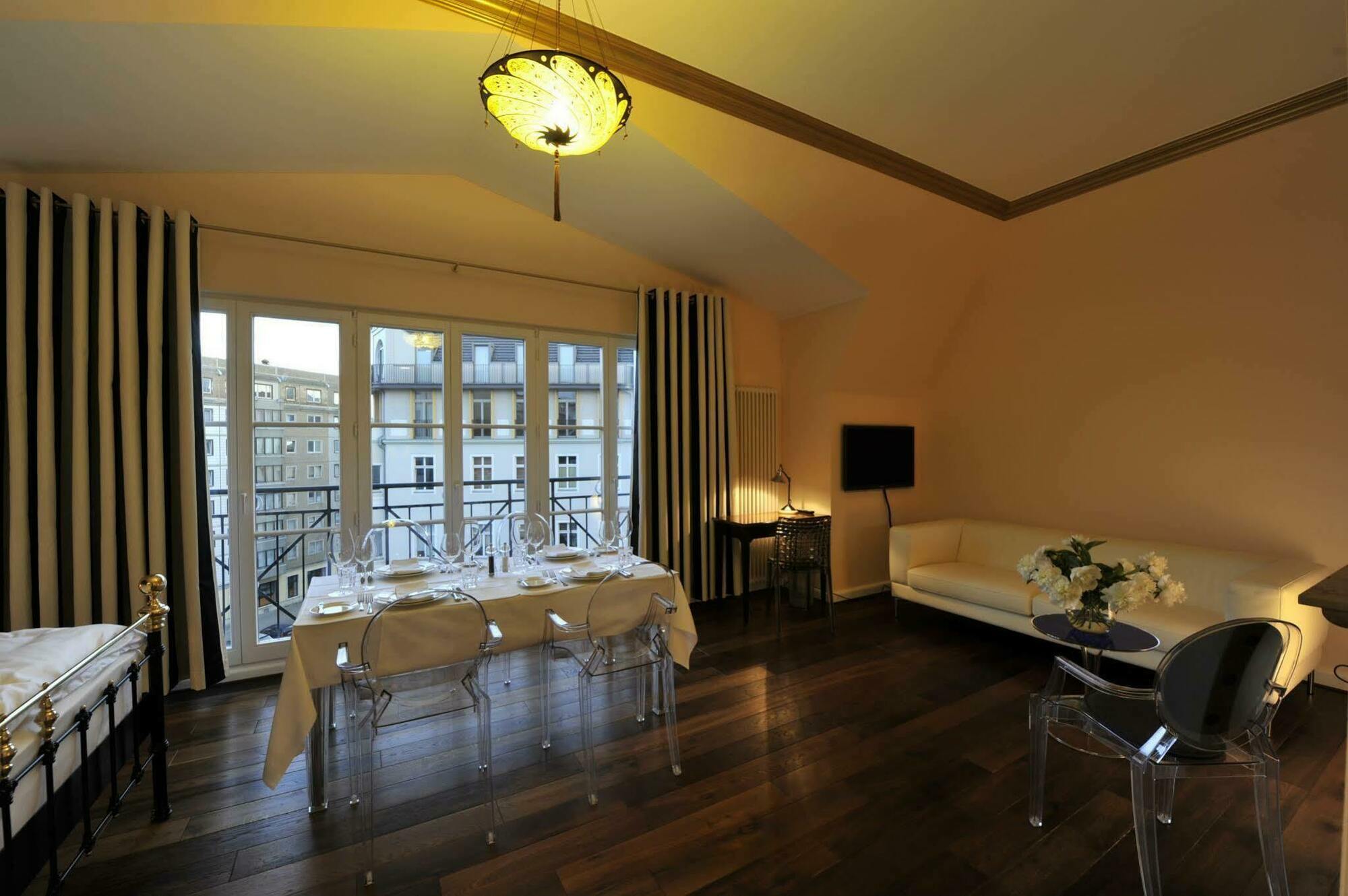 Bob W Mitte Aparthotel Berlin Bagian luar foto